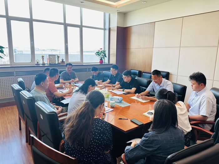 輕工供銷公司召開經(jīng)營(yíng)活動(dòng)分析研討